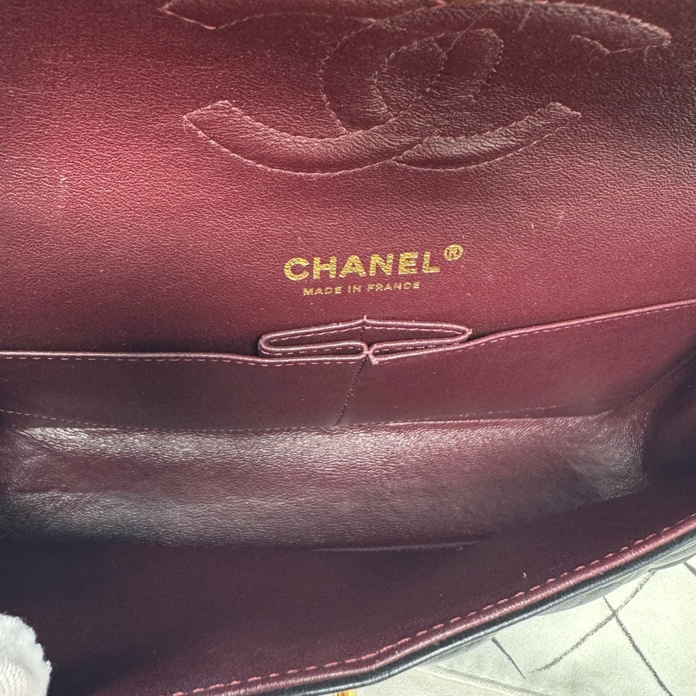 💯💎Authentic💎Chanel Classic Medium Double Flap Lambskin Bag GHW - Picture 8 of 9